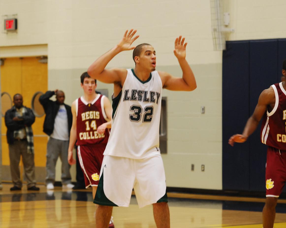 Lynx battle, but late run lifts Eastern Naz, 80-58