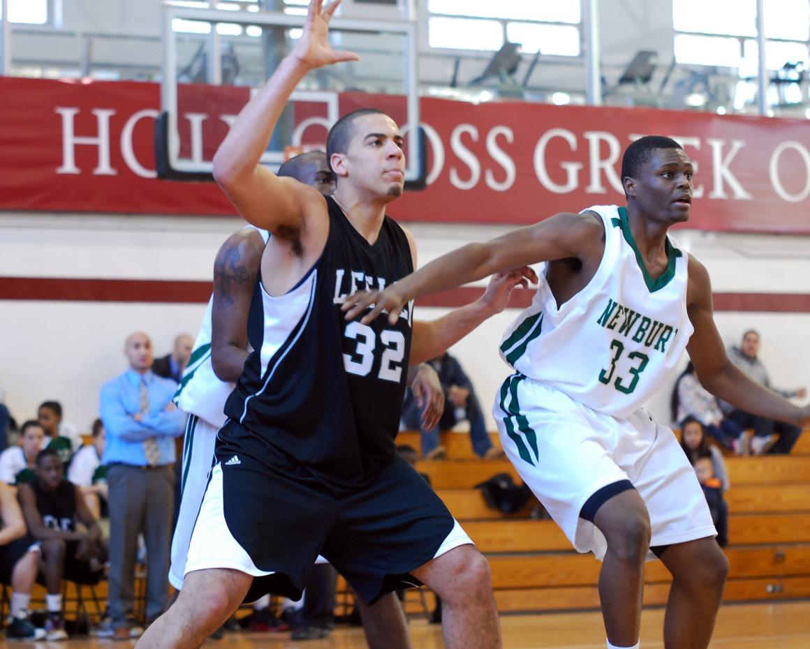 Early run distances Trinity in tounament title game