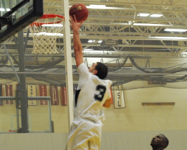 Kaufman's record effort lead Lynx to second straight NECC win