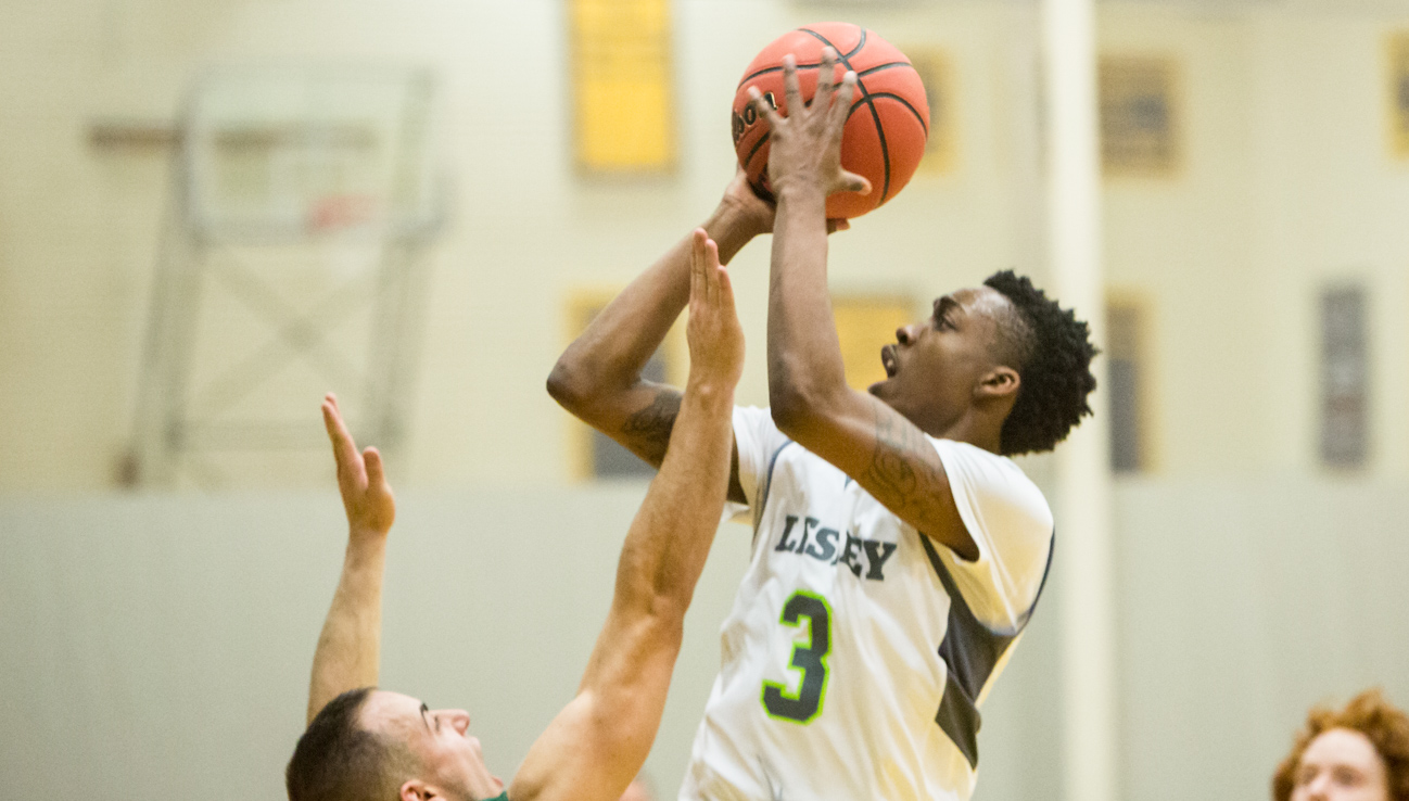 Men's Basketball's 2016 Opener Spoiled By Becker