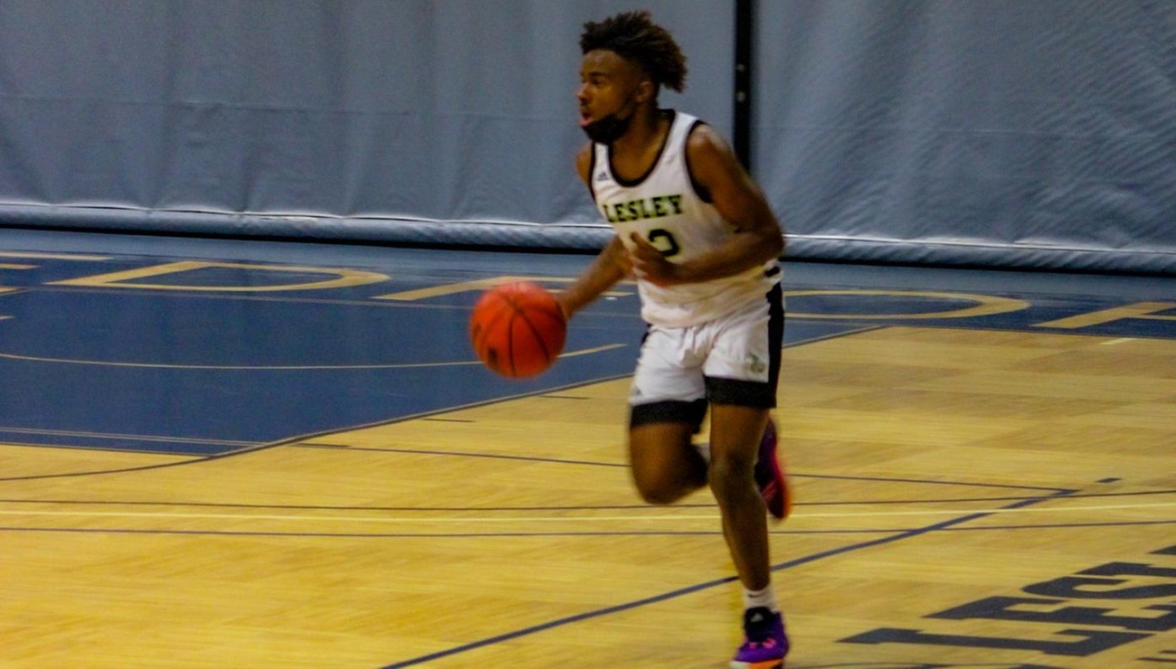 McCrary Stuffs Stat Sheet as Lynx Fall to Clark 81-66