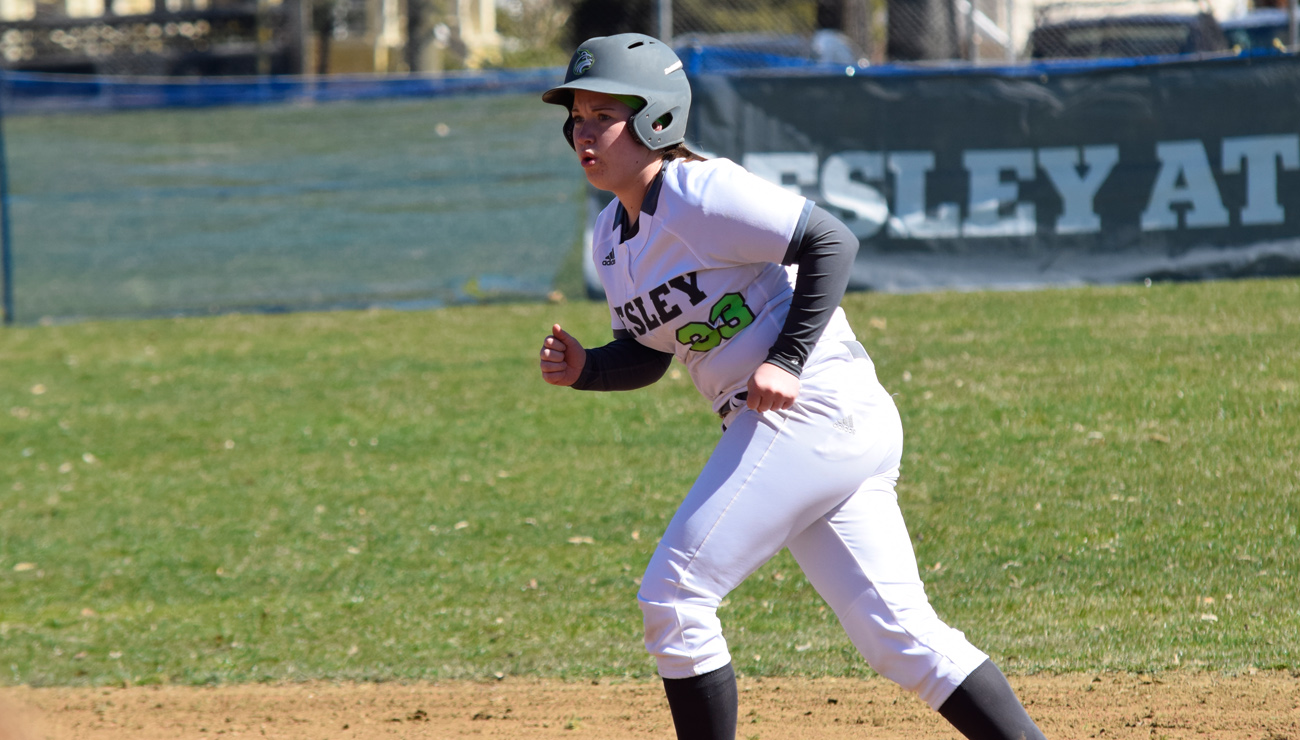 Softball Splits Doubleheader With Framingham State