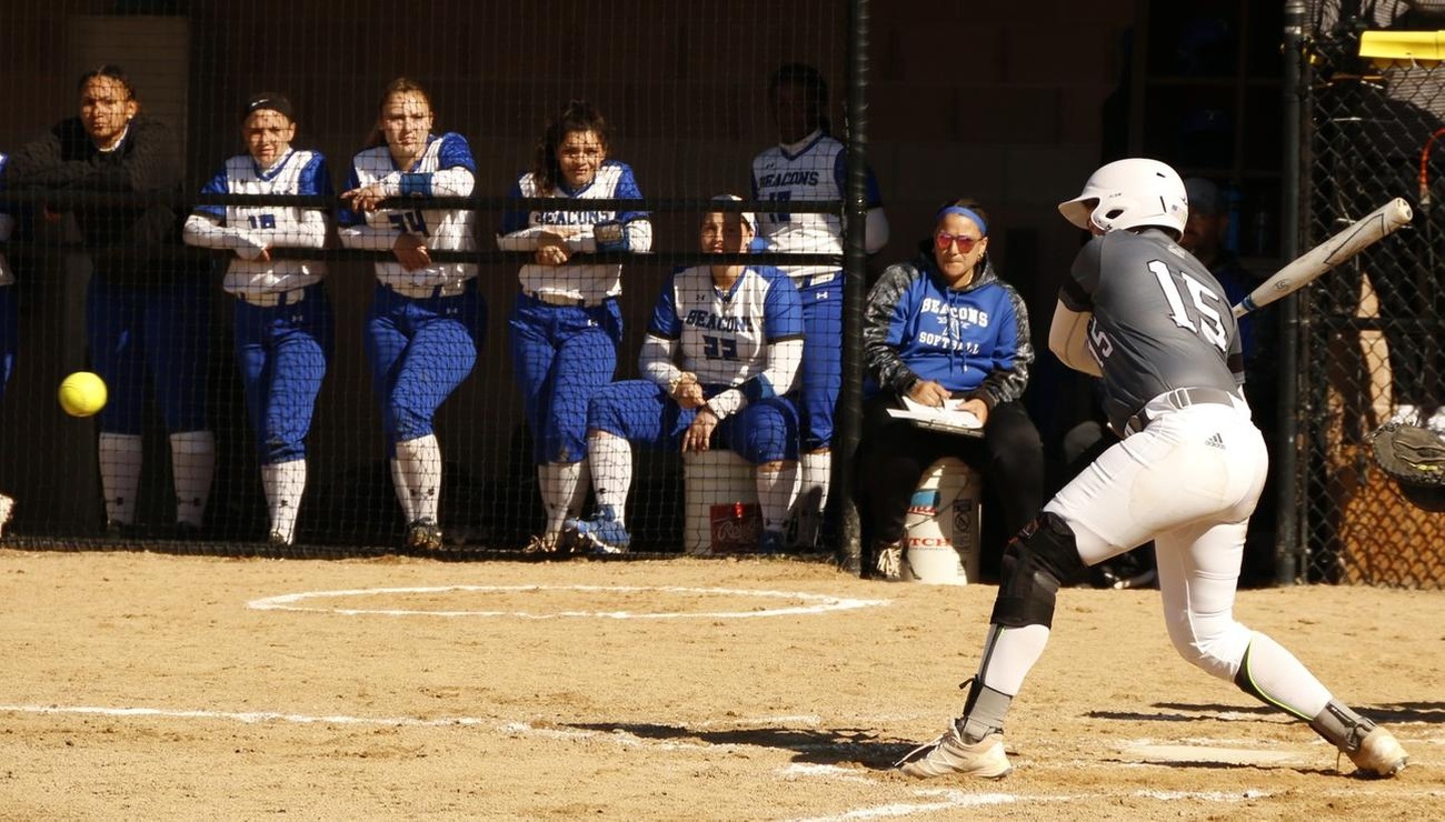 Thorburn Gem In Game Two, 8-1, Secures Split With Elms College