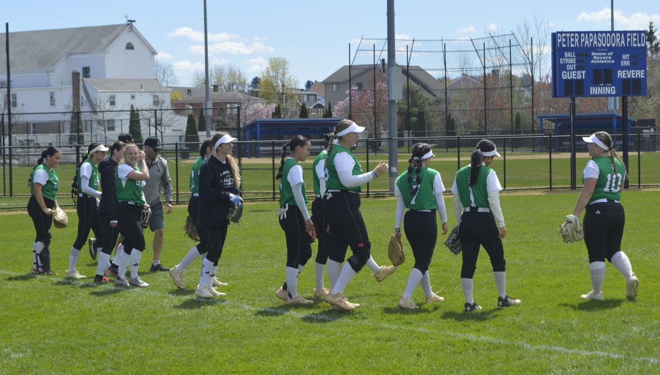 Softball Drops Doubleheader at Gordon