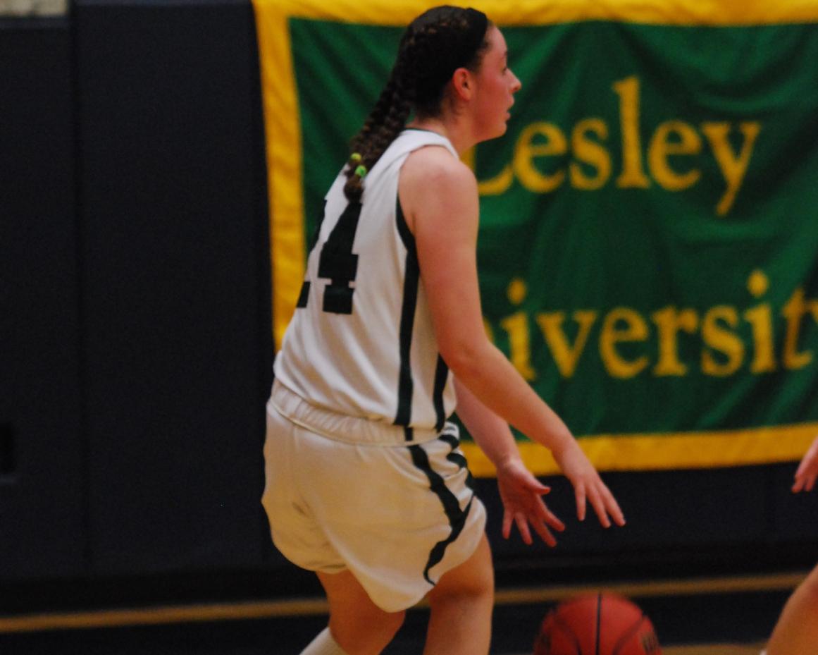 Lynx open 2011 with 64-52 loss to Sharks