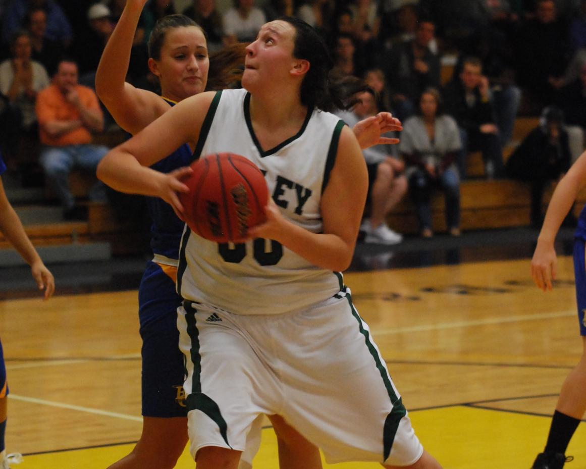 Record-setting night for Caira lands Lynx first win