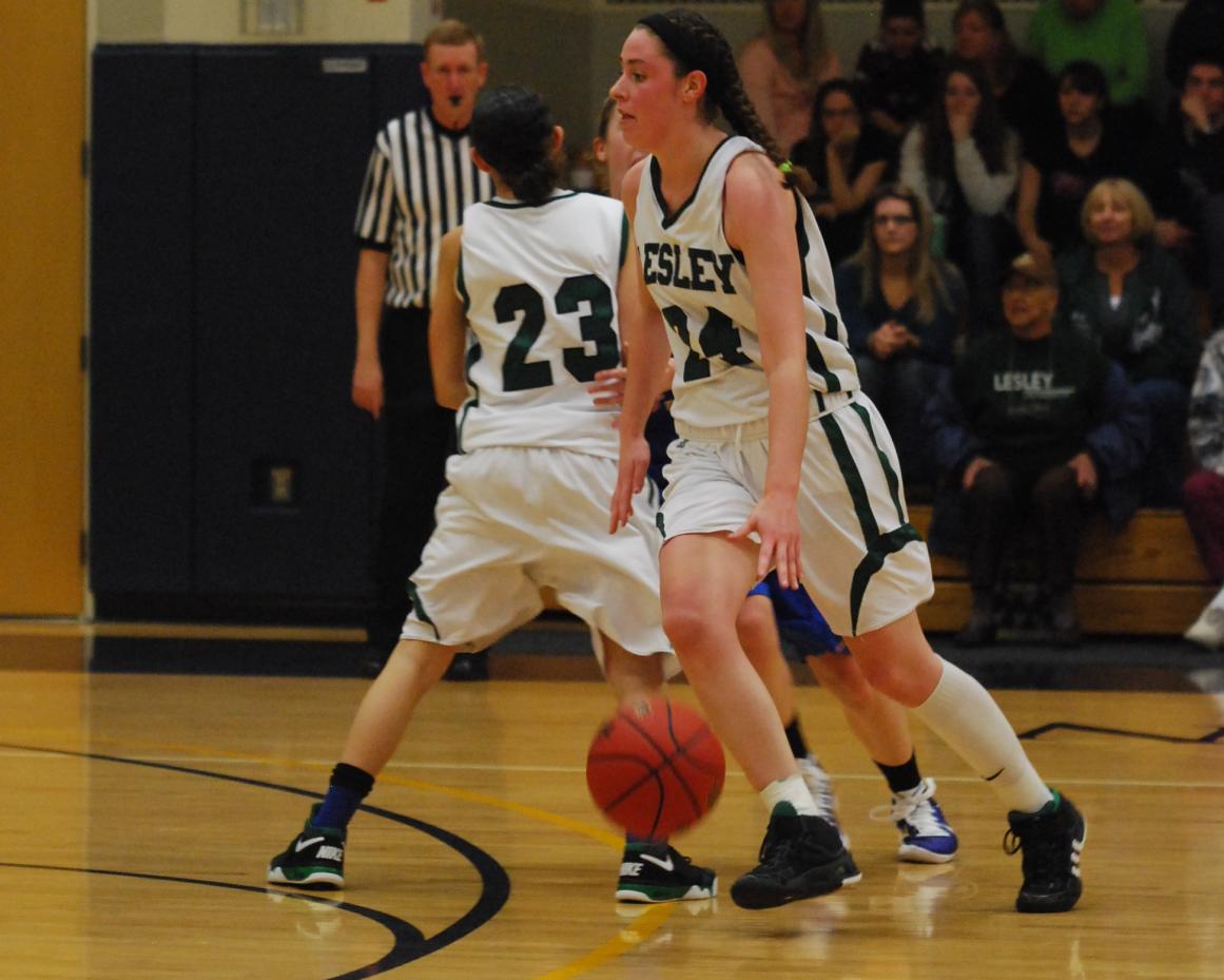 Wechsler's record night lifts Lynx at Rivier