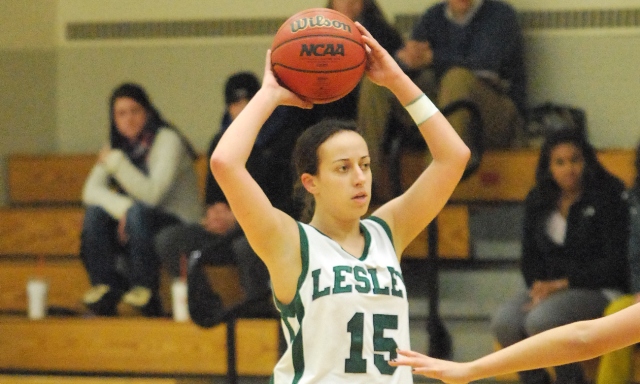 Hawks ascend with early run, top Lynx 64-48