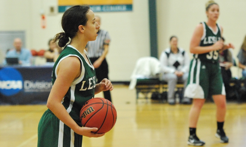 Prowess in the paint pushes Cats past Lynx
