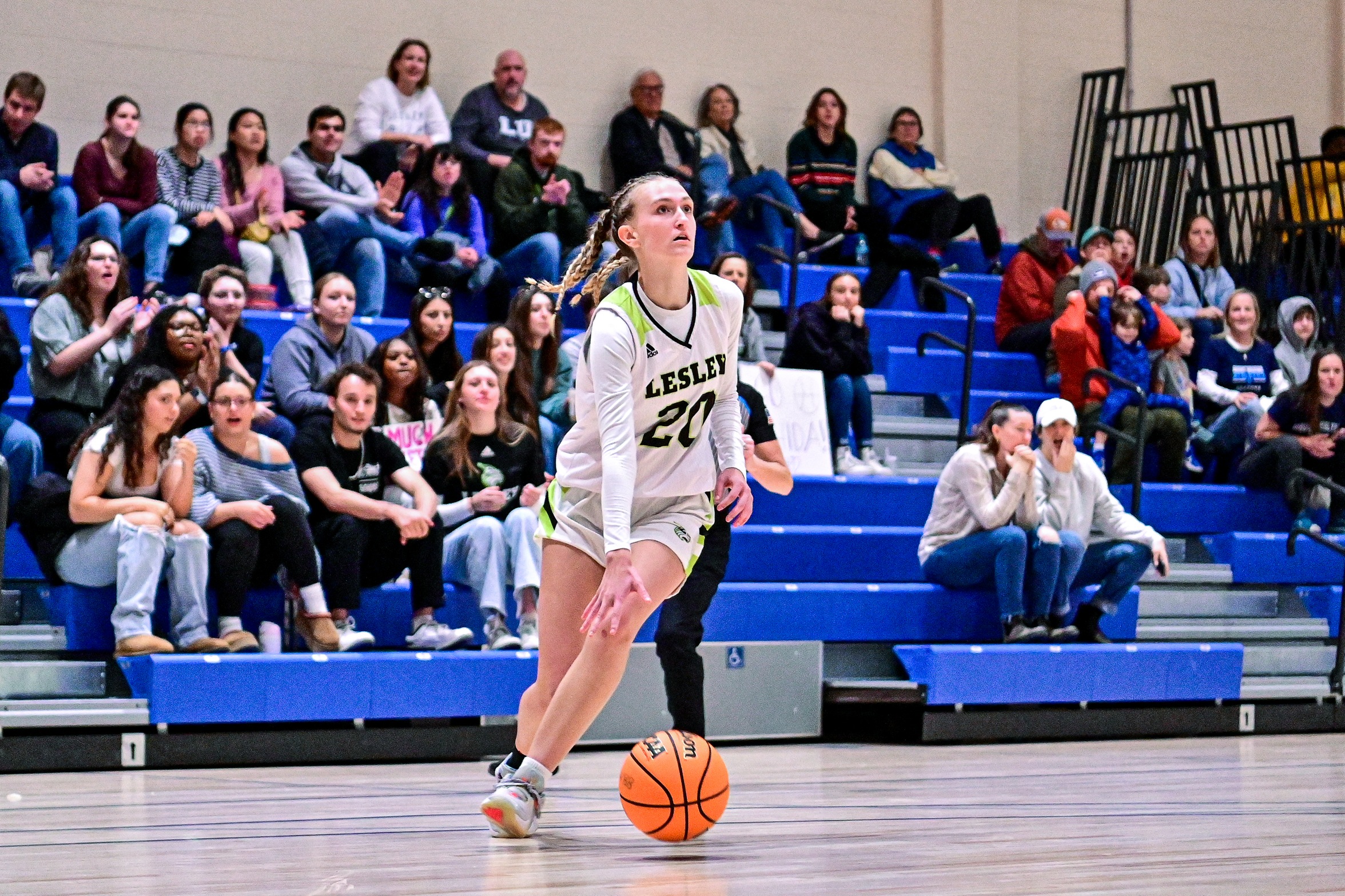Women's Basketball Surges Past SUNY Delhi, 76-45