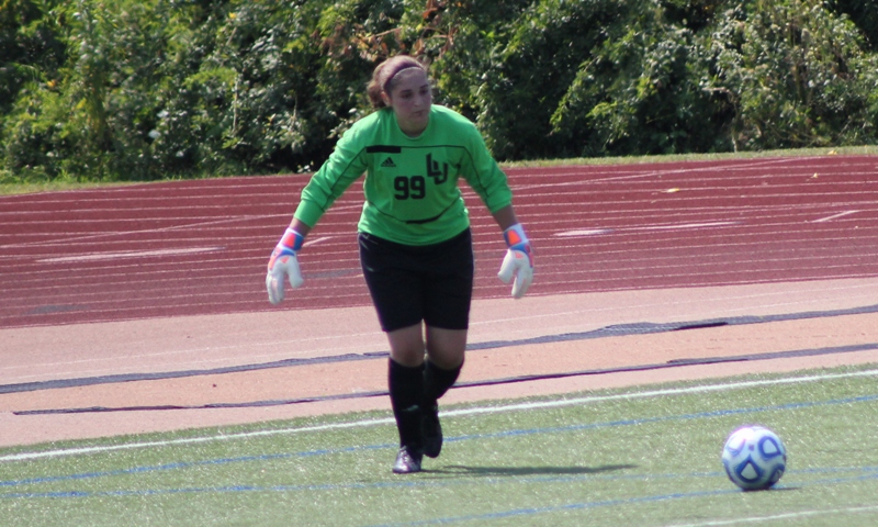 Women's soccer works road tie at MIT