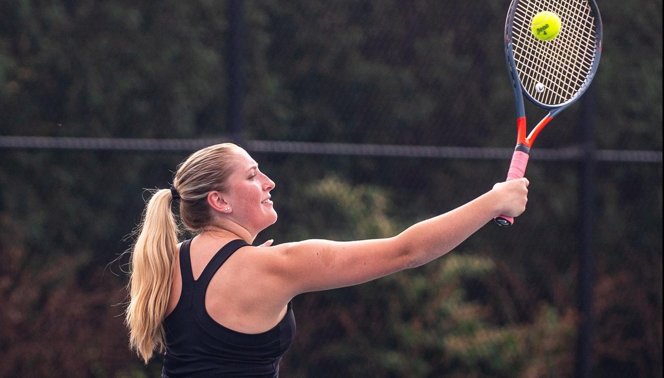 Women's Tennis Suffers First Setback of Season at Thomas, 5-4