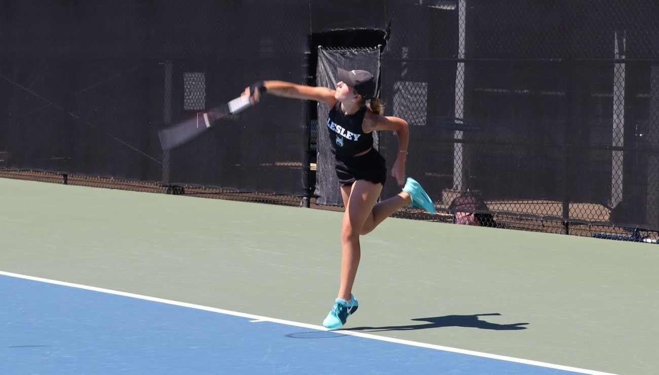 Vikings Slash Women's Tennis is 4-3 Non-Conference Battle