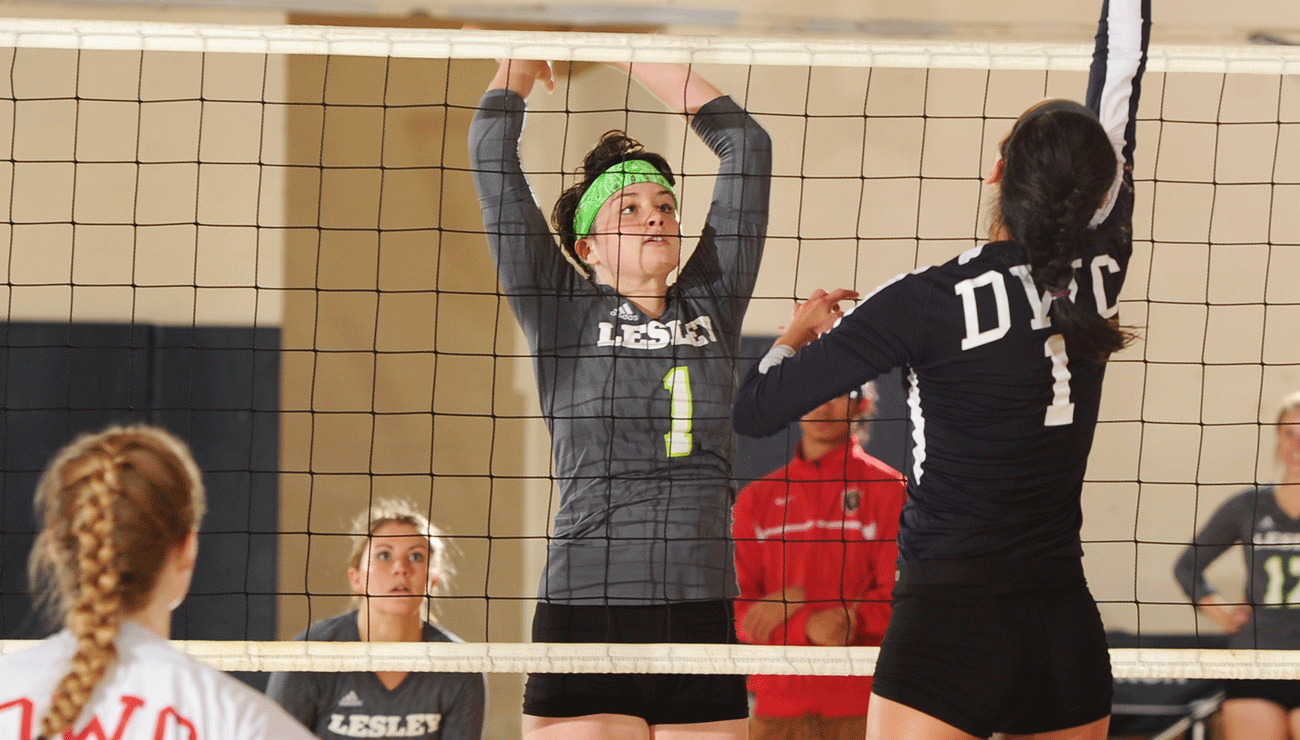 Women's Volleyball Soars Past Eagles